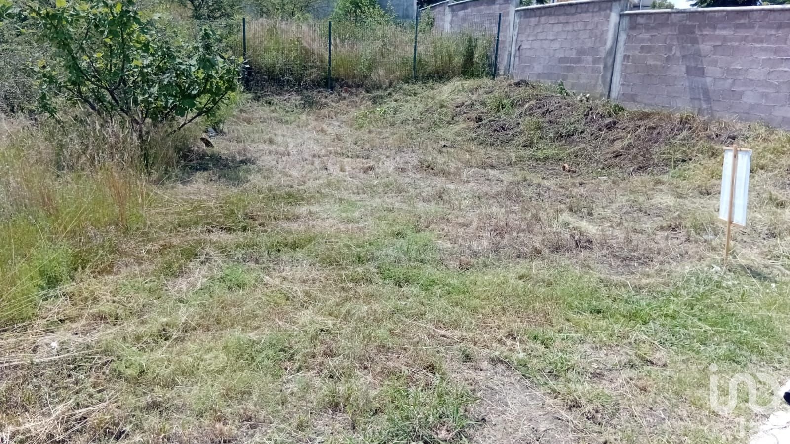 Terreno en venta Fracc. Lomalta Tres Marias