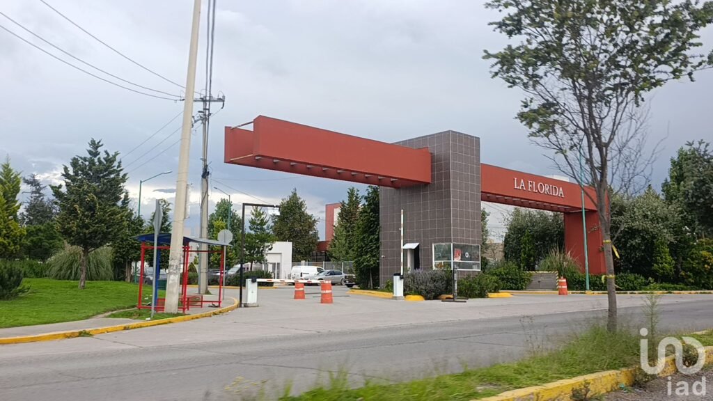 Departamento en Venta en Fraccionamiento La Florida, Otzolotepec, Estado de México. Acepta Créditos.