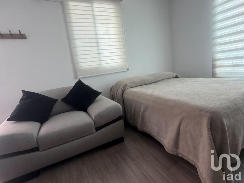 ESTUDIO EN RENTA SM 48