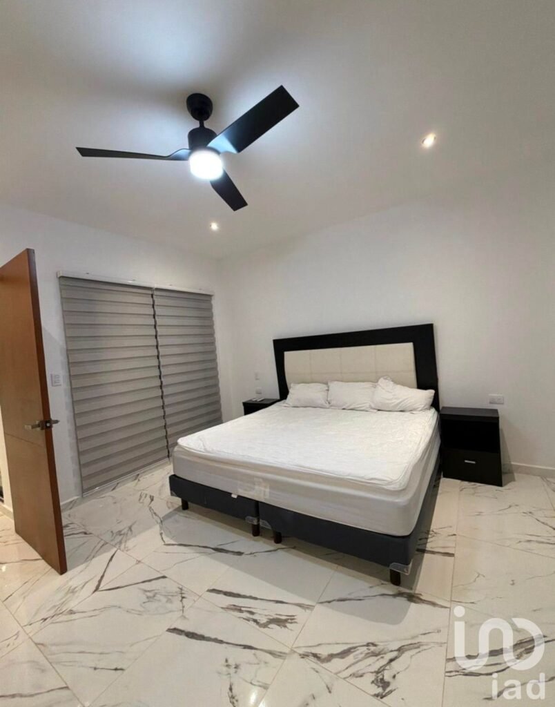Casa en venta en privada con amenidades al Norte de Mérida, Yucatán.