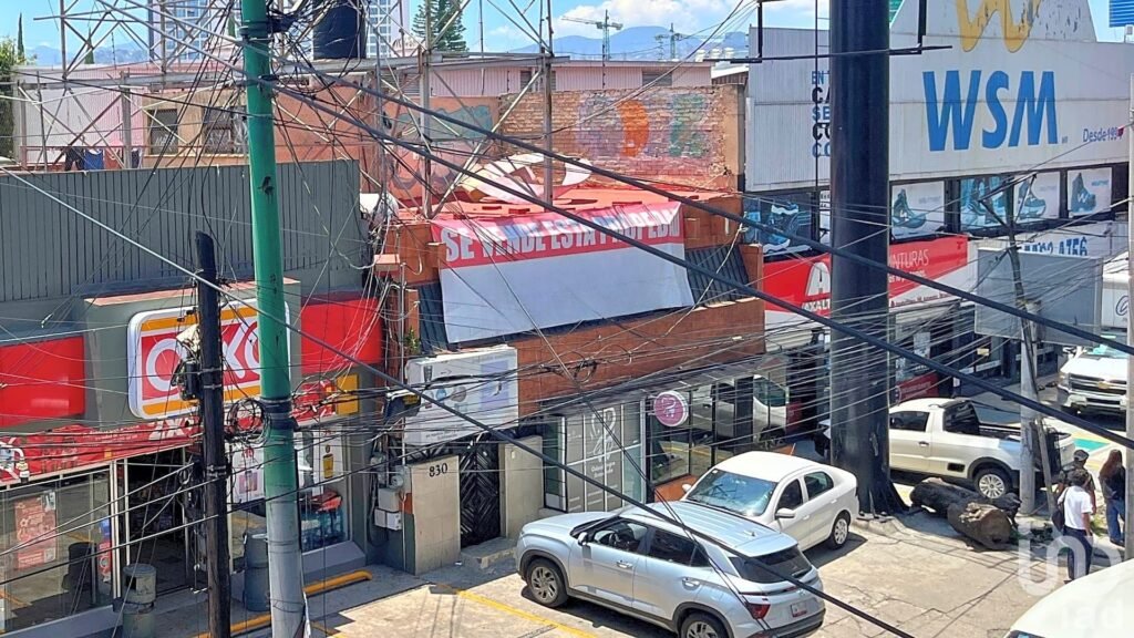 Terreno Comercial Periférico Norte Naucalpan | 548 m² a 648 m² Doble Frente