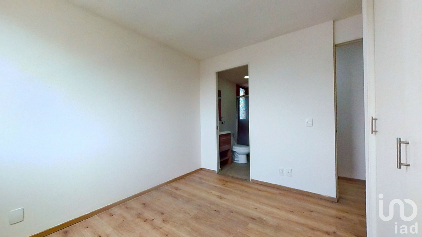 Departamento Remodelado de 3 Recamaras en 5to Piso con Elevador | Excelente Movilidad en La Moderna