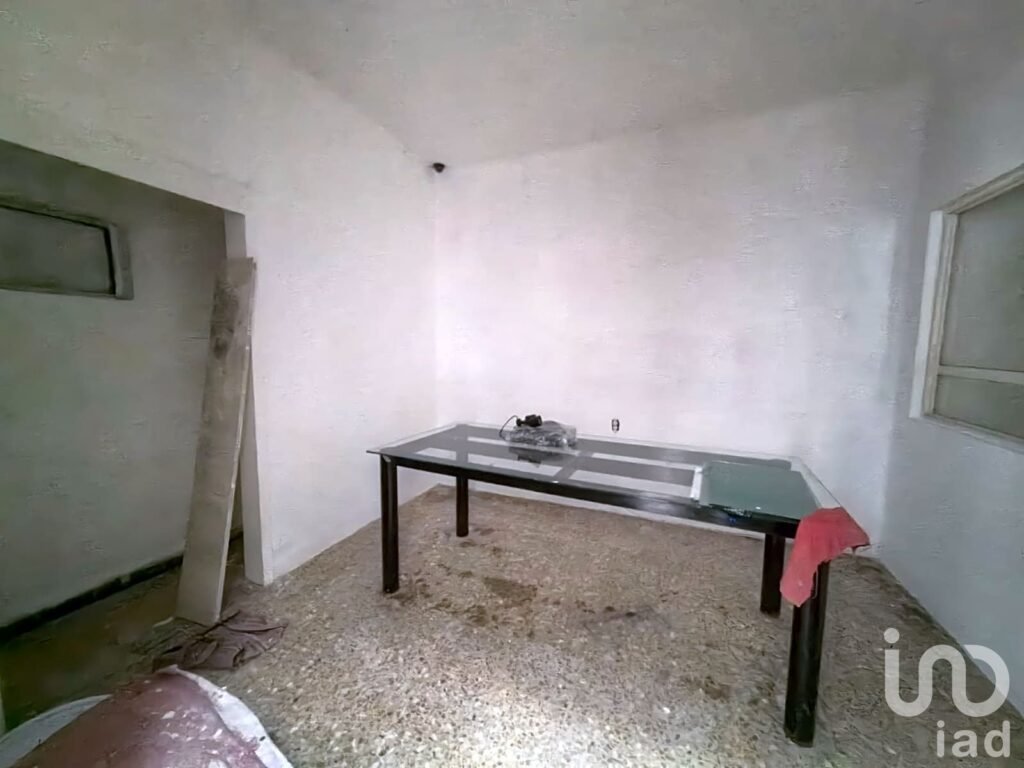 Se renta local comercial en Calle 9 sur Col. Chula Vista (85m2)