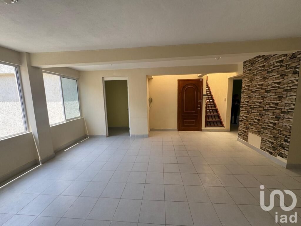 Venta de Casa Cerrada Jovel 16 fetse 2000