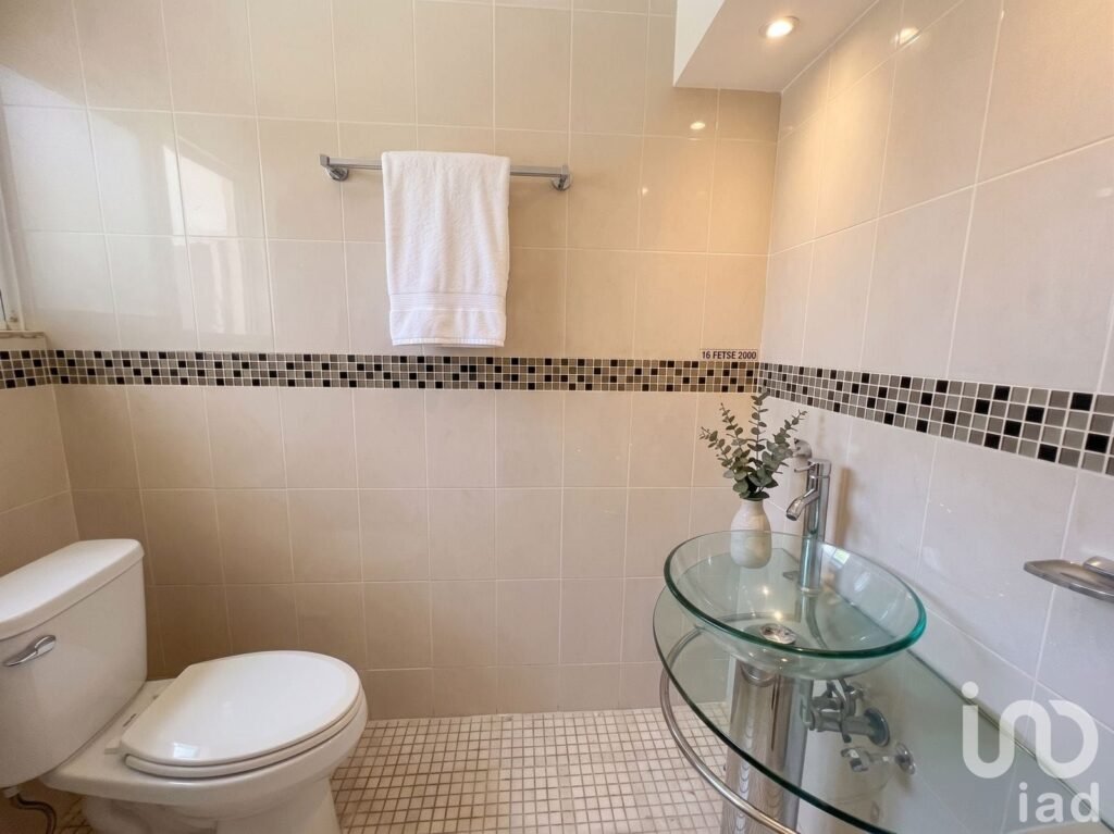 Venta de Casa Cerrada Jovel 16 fetse 2000