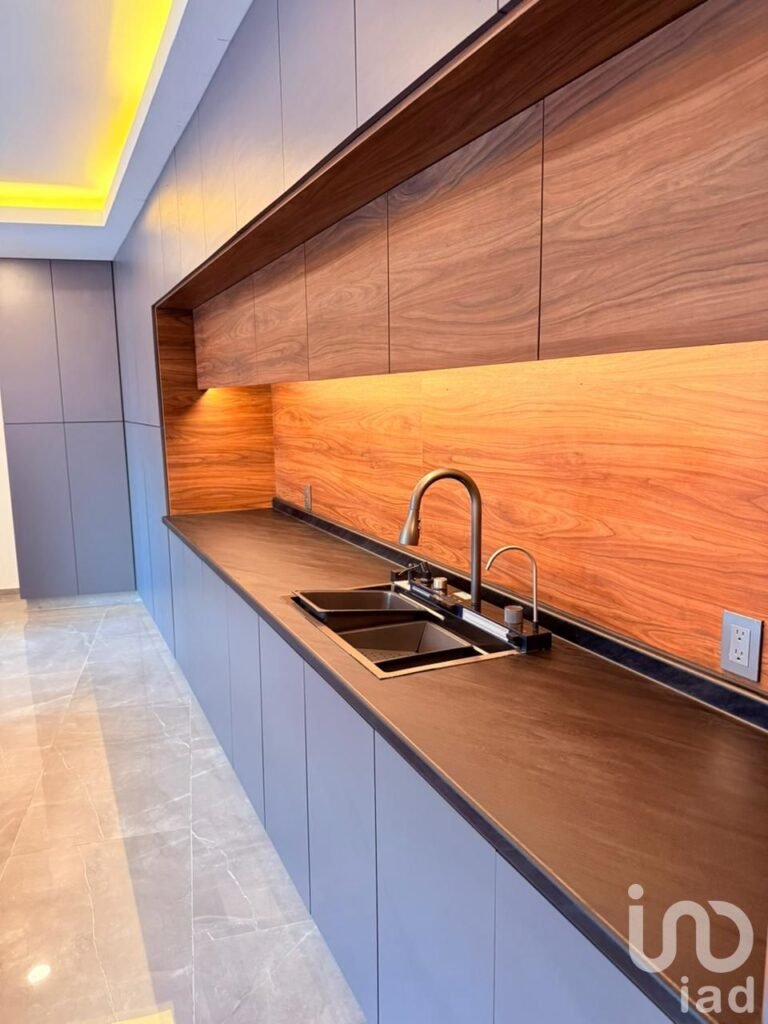 Exclusividad y Espacio: Espectacular Casa en Venta en Burgos, Morelos