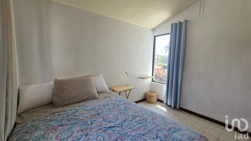 CASA (AMUEBLADA) EN RENTA EN EL FRACCIONAMIENTO  BELLO HORIZONTE EN CUERNAVACA...