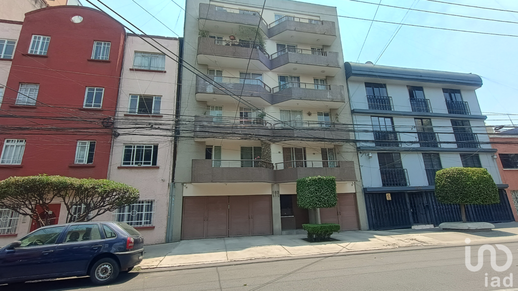 Departamento de 2 Recámaras con Estacionamiento Cubierto en el Corazón de la Colonia Narvarte