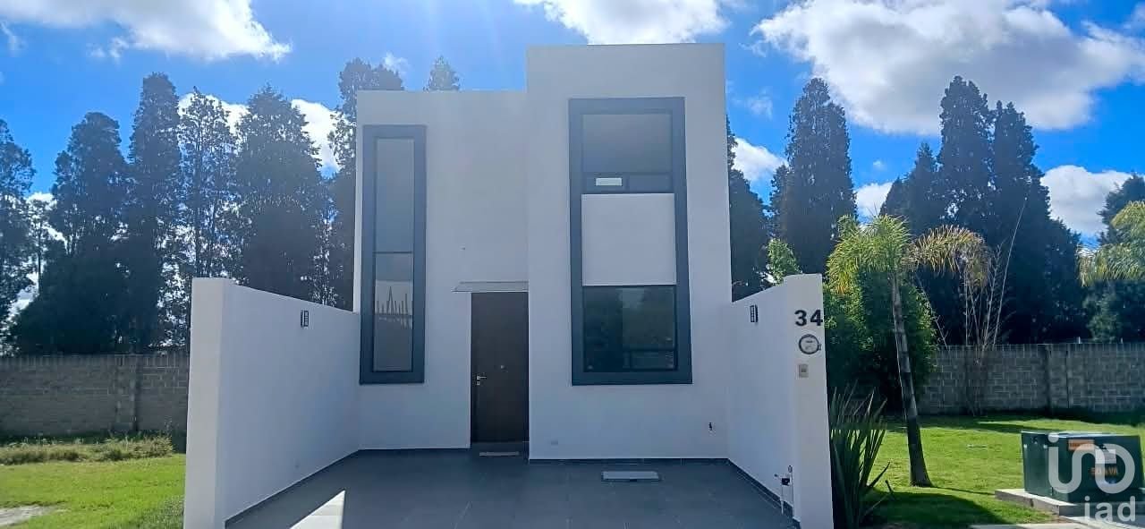 CASA EN VENTA EN SAN PEDRO CHOLULA CON RECAMARA EN PLANTA BAJA