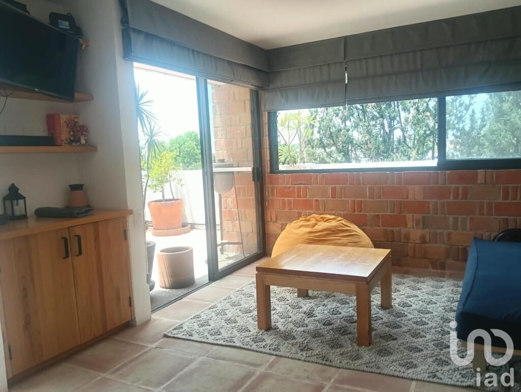 Departamento amueblado en renta frente a Plaza Boulevares, Álamos, Querétaro