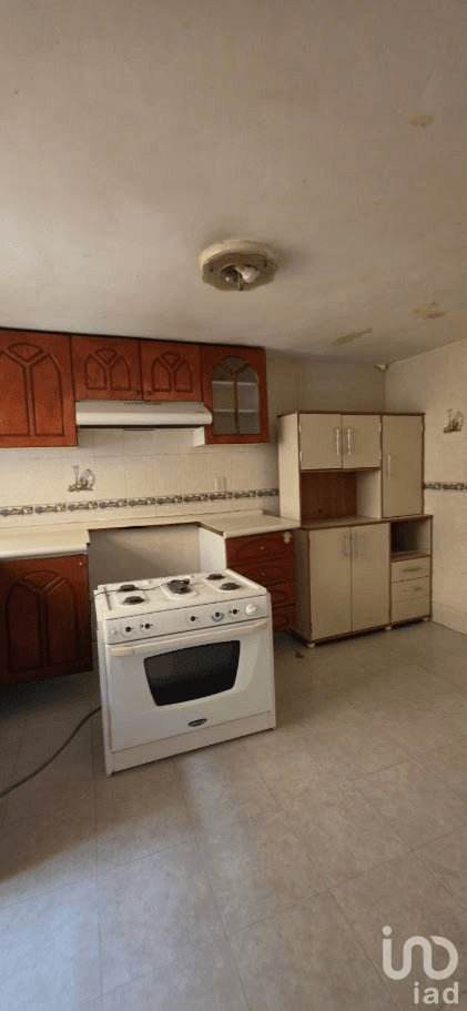 CASA EN VENTA EN JARDINES DE MORELOS, SECCIÓN BOSQUES, ECATEPEC DE MORELOS