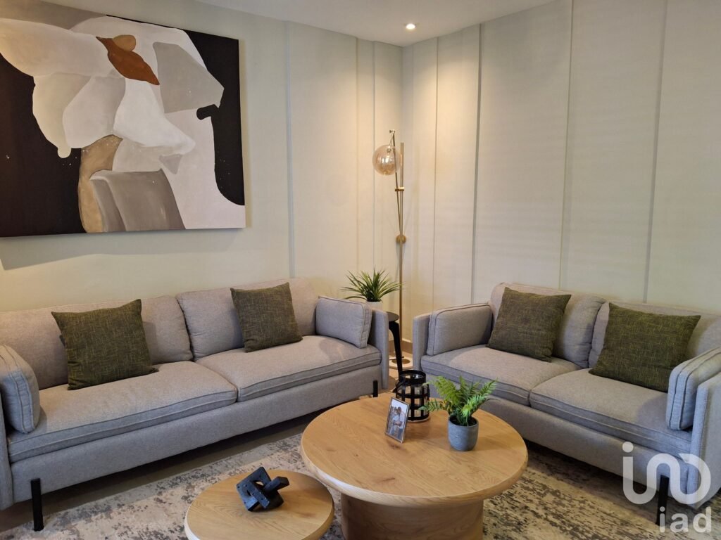 Casa Nueva en Venta en Exclusiva Zona Residencial en Apodaca. Excelente Opción en $4;045,000.00
