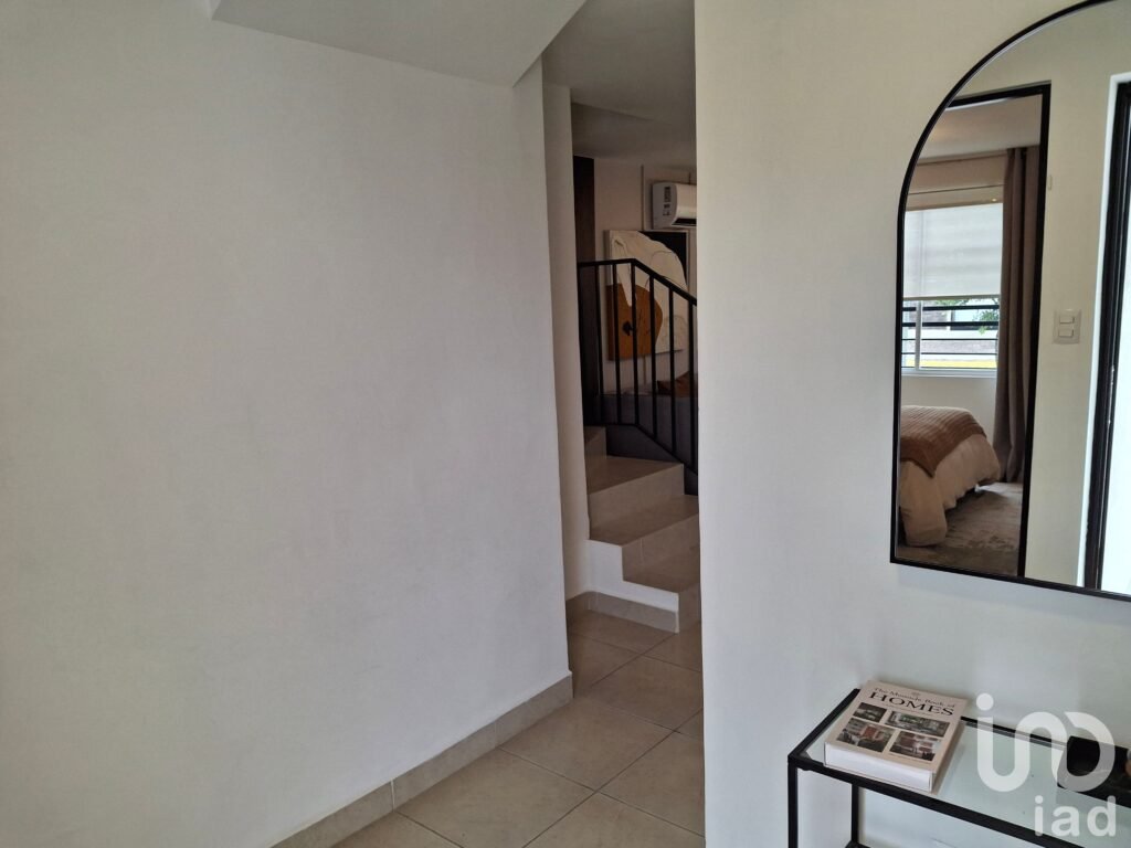 CASA VENTA, ZONA RESIDENCIAL Y EXCLUSIVA CON AMENIDADES TERRENO EXCEDENTE  $3,100,000