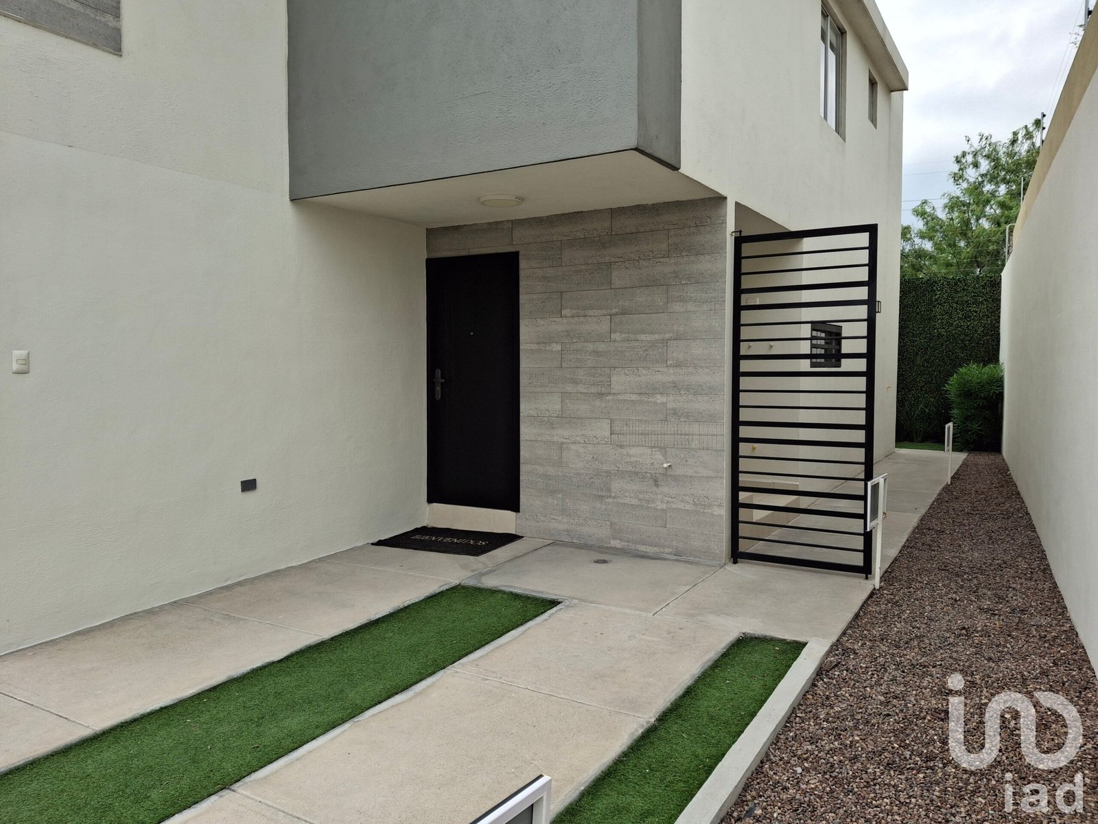 CASA VENTA, ZONA RESIDENCIAL Y EXCLUSIVA CON AMENIDADES TERRENO EXCEDENTE $3,100,000 CASA VENTA, ZONA RESIDENCIAL Y EXCLUSIVA CON AMENIDADES TERRENO EXCEDENTE $3,100,000