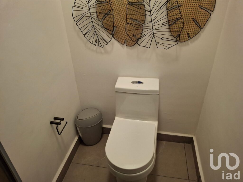¡Exclusiva casa con Lago Privado, Terraza y Vista a las Mitras! Certificación LEED. $7,625,000