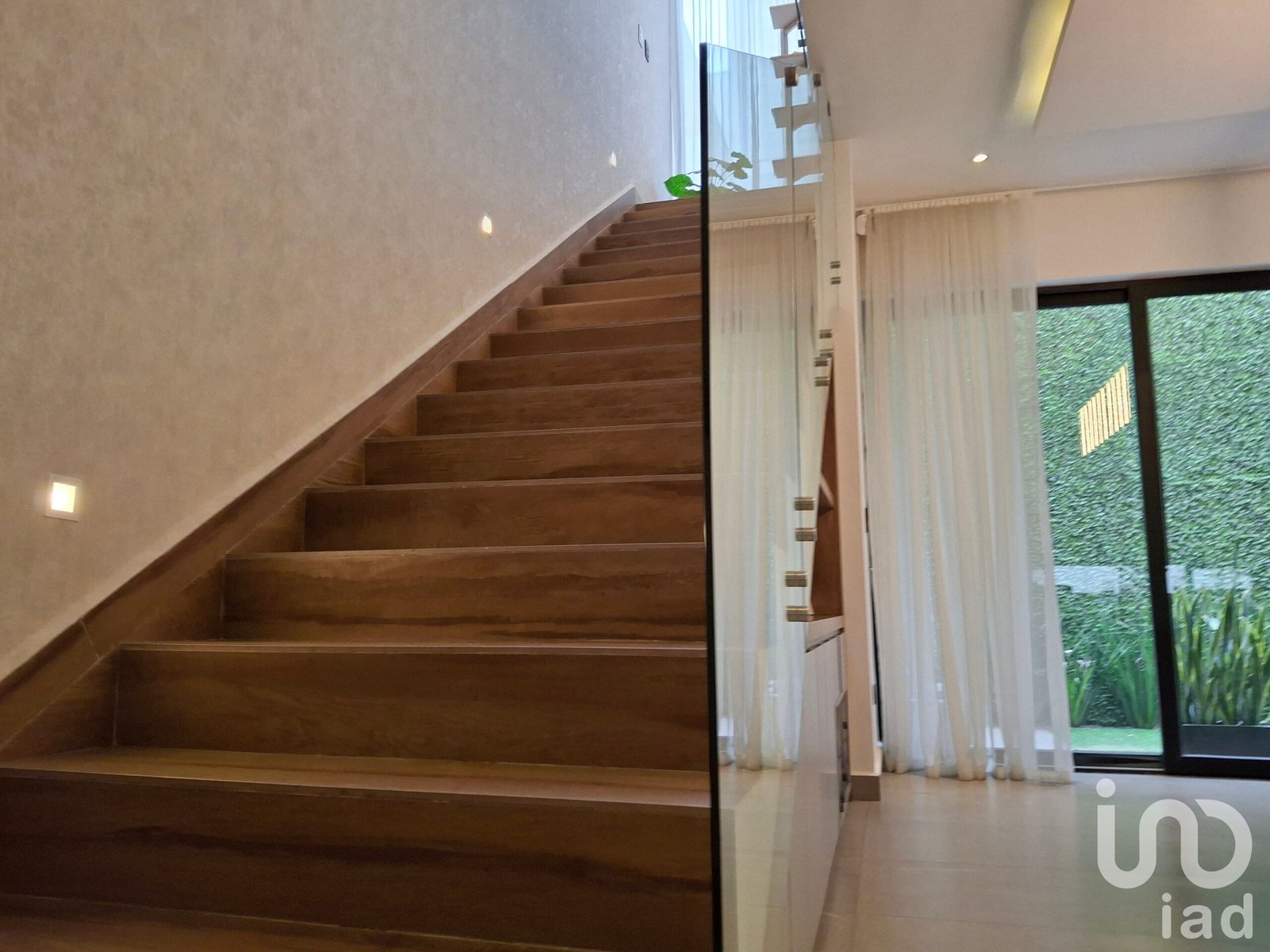 ¡Exclusiva casa con Lago Privado, Terraza y Vista a las Mitras! Certificación LEED. $7,625,000