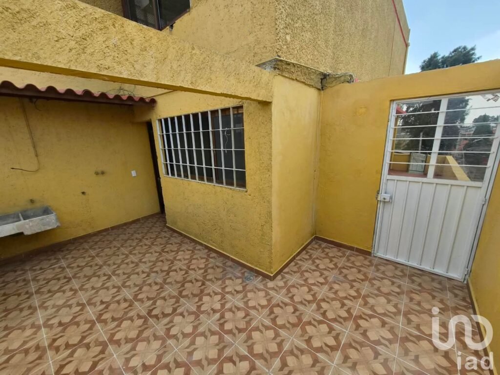 EDIFICIO EN VENTA EN VILLAS DE GUADALUPE XALOSTOC, ECATEPEC DE MORELOS