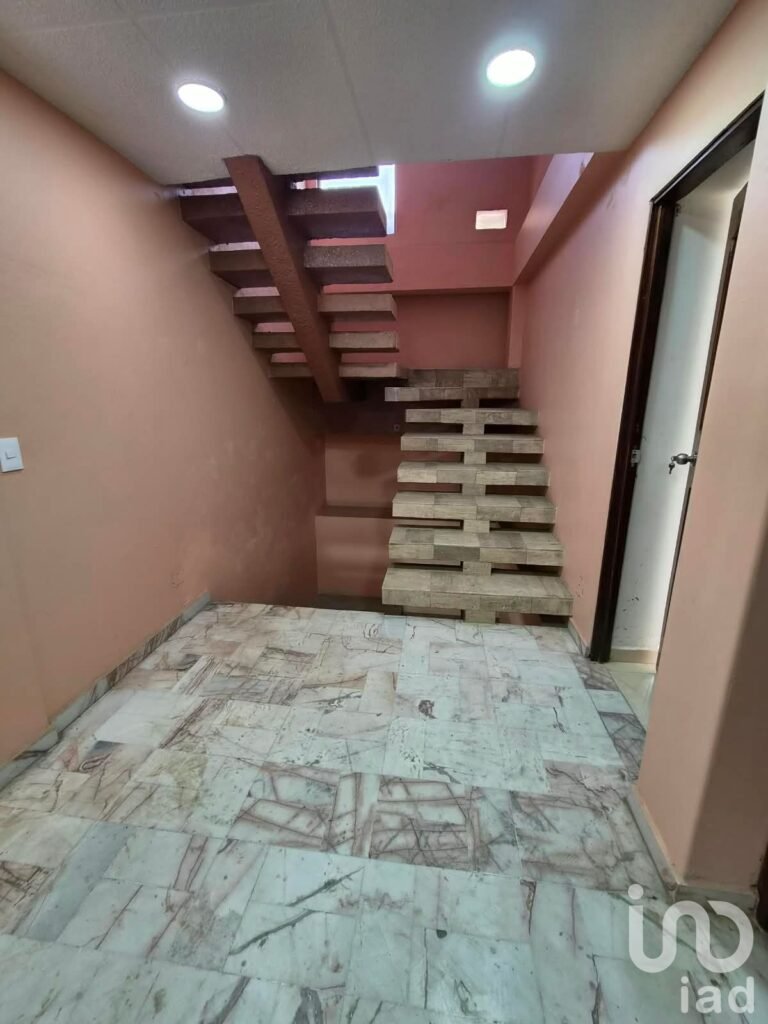 EDIFICIO EN VENTA EN VILLAS DE GUADALUPE XALOSTOC, ECATEPEC DE MORELOS