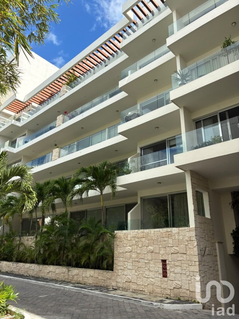 LOFT EN VENTA EN PLAYA DEL CARMEN CENTRO CALLE 34 CON 10