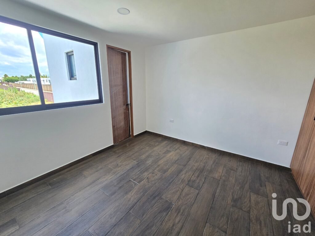 CASA EN VENTA EN SANTIAGO MOMOXPAN, SAN PEDRO CHOLULA | CERCA DE UDLAP, UVM, VOLKSWAGEN Y FINSA