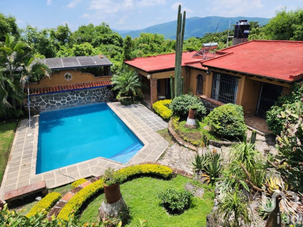 Venta de Casa con Bungalows en Tepoztlan Morelos
