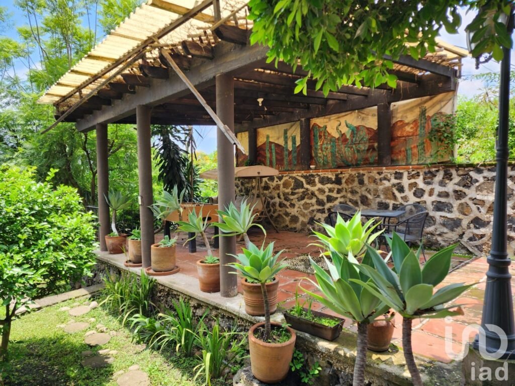 Venta de Casa con Bungalows en Tepoztlan Morelos