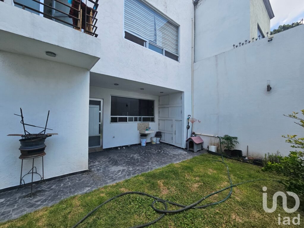 CASA EN VENTA RESIDENCIAL ITALIA QUERETARO CERCA AV 5 DE FEBRERO