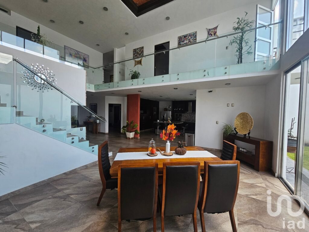 CASA EN VENTA RESIDENCIAL ITALIA QUERETARO CERCA AV 5 DE FEBRERO