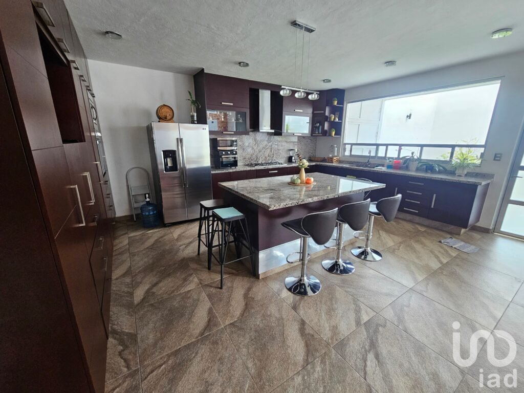CASA EN VENTA RESIDENCIAL ITALIA QUERETARO CERCA AV 5 DE FEBRERO