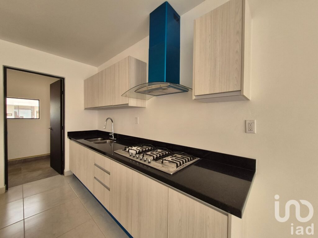 Casa en Venta en Zona Sur  | 3 Recámaras | Cerca de Av. Huayacán y Av. 135