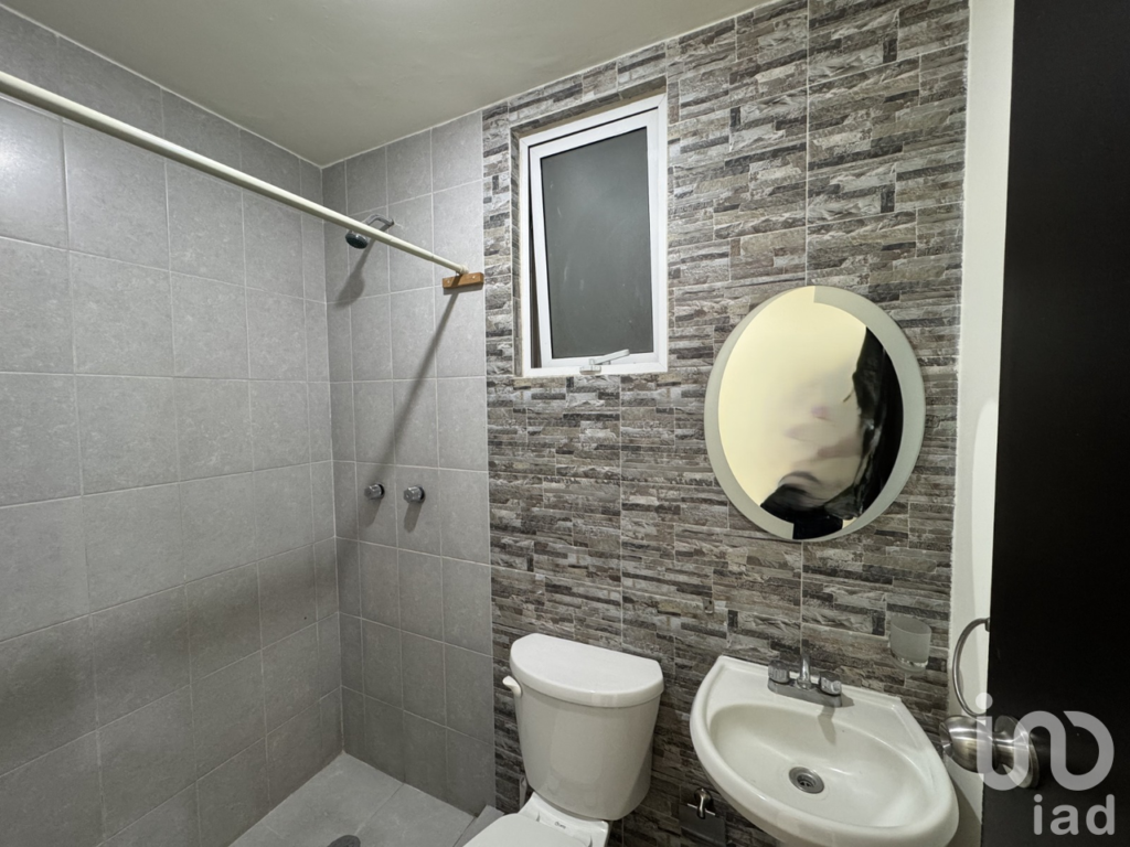 Departamento de 85 m² con Balcón y Bodega a Pasos del Metro Xola