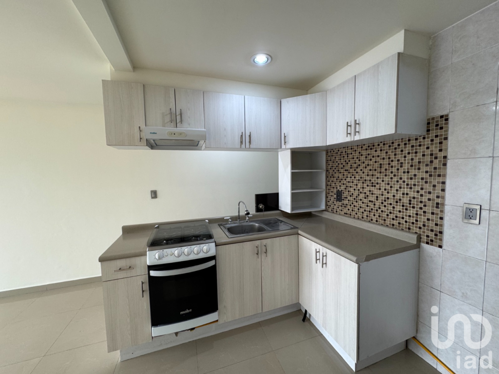Departamento de 85 m² con Balcón y Bodega a Pasos del Metro Xola