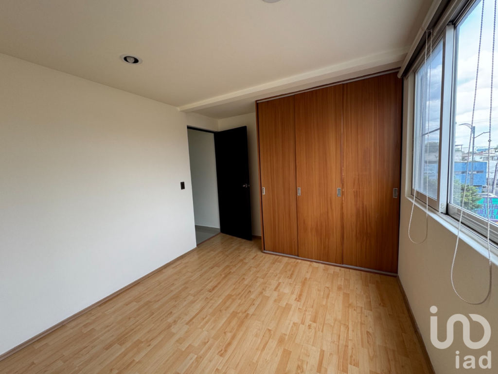 Departamento de 85 m² con Balcón y Bodega a Pasos del Metro Xola