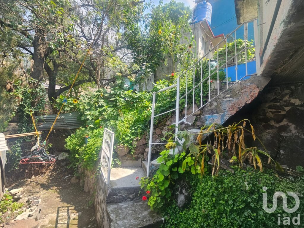 Oportunidad | Terreno de 200 m² en esquina con CONSTRUCCION | Jorge Jiménez Cantú, Tlalnepantla