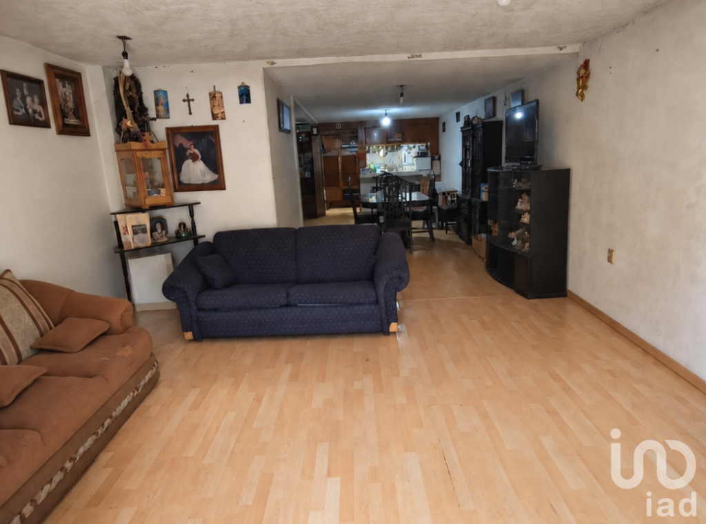 Casa en Venta | Las Vegas, Texcoco | Centro - Alta Conectividad | 106 m² terreno | Recursos propios