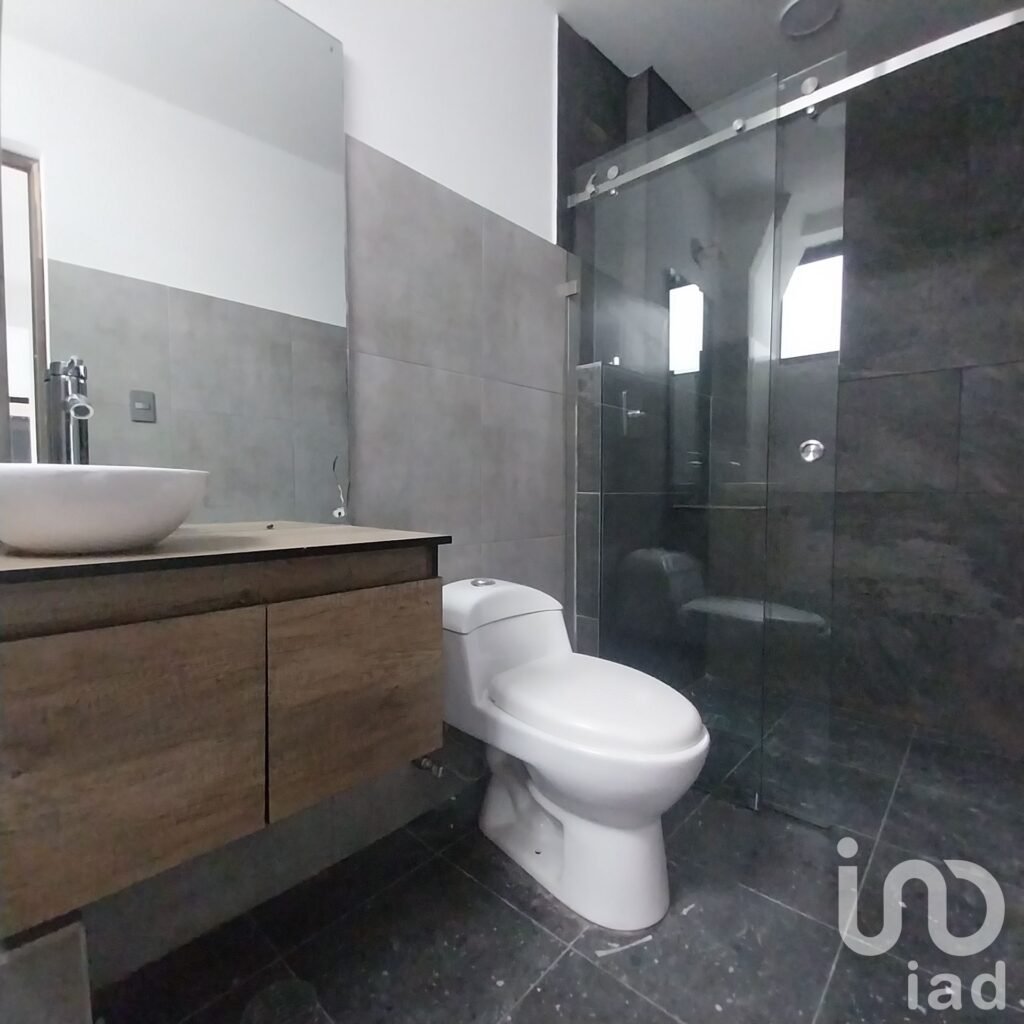 DEPARTAMENTO EN VENTA CON BALCON Y ESTACIONAMIENTO EN ZONA NORTE DE OAXACA