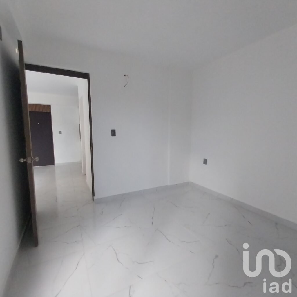 DEPARTAMENTO EN VENTA CON BALCON Y ESTACIONAMIENTO EN ZONA NORTE DE OAXACA