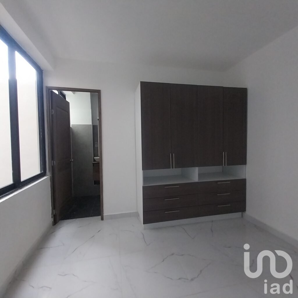 DEPARTAMENTO EN VENTA CON BALCON Y ESTACIONAMIENTO EN ZONA NORTE DE OAXACA