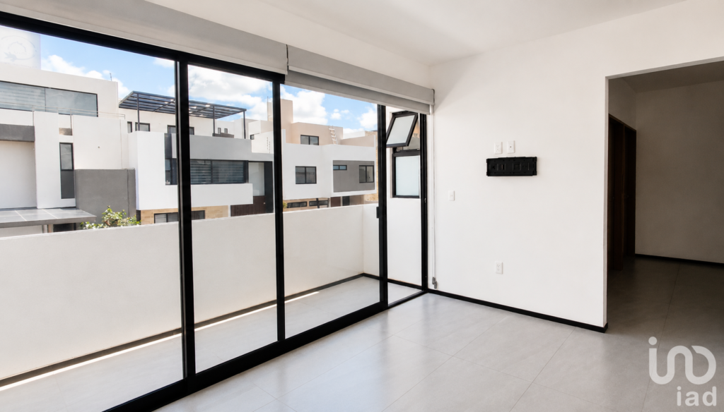 CASA EN RENTA ZIBATA PRIV TURQUESA QUERETARO