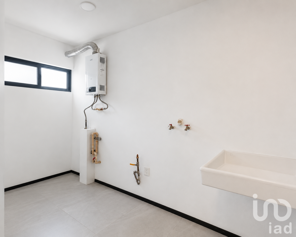 CASA EN RENTA ZIBATA PRIV TURQUESA QUERETARO