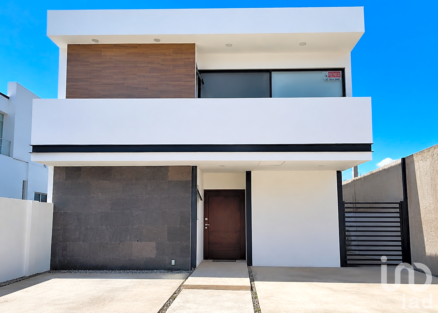 CASA EN RENTA ZIBATA PRIV TURQUESA QUERETARO