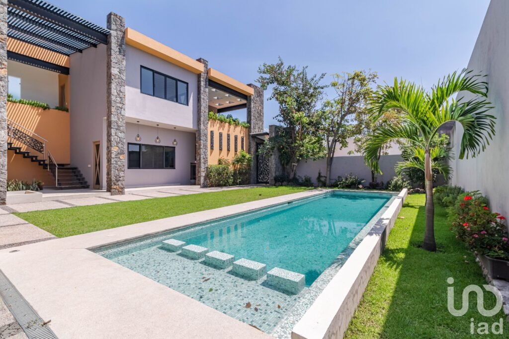 Residencia contemporánea en Zona Exclusiva Cuernavaca