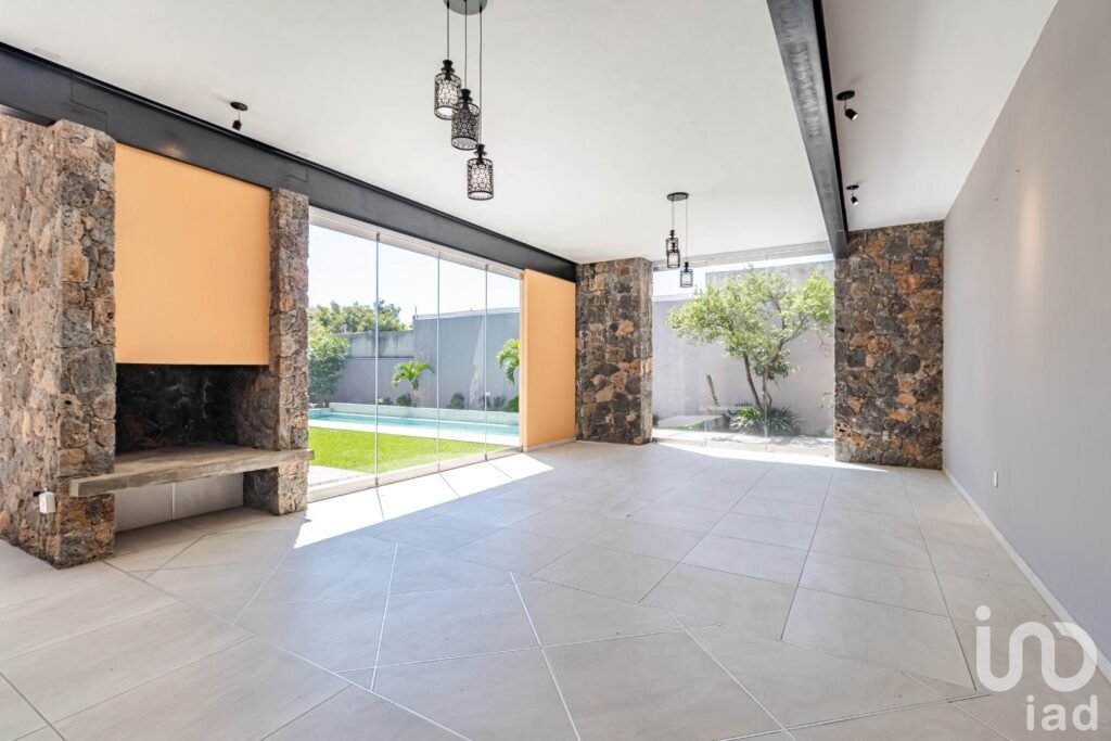 Residencia contemporánea en Zona Exclusiva Cuernavaca