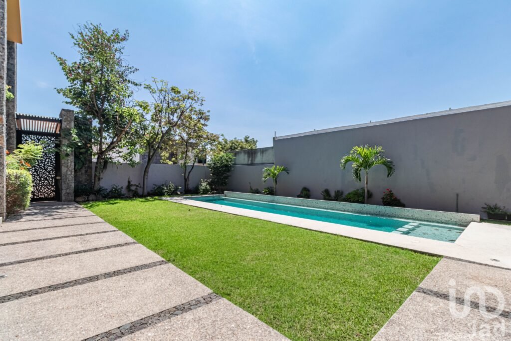 Residencia contemporánea en Zona Exclusiva Cuernavaca