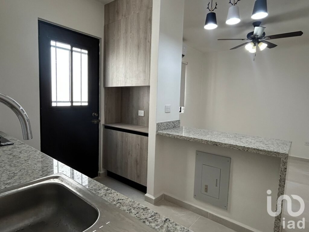 Casa en Renta de 1 Planta totalmente equipada y lista para Estrenar en Las Américas