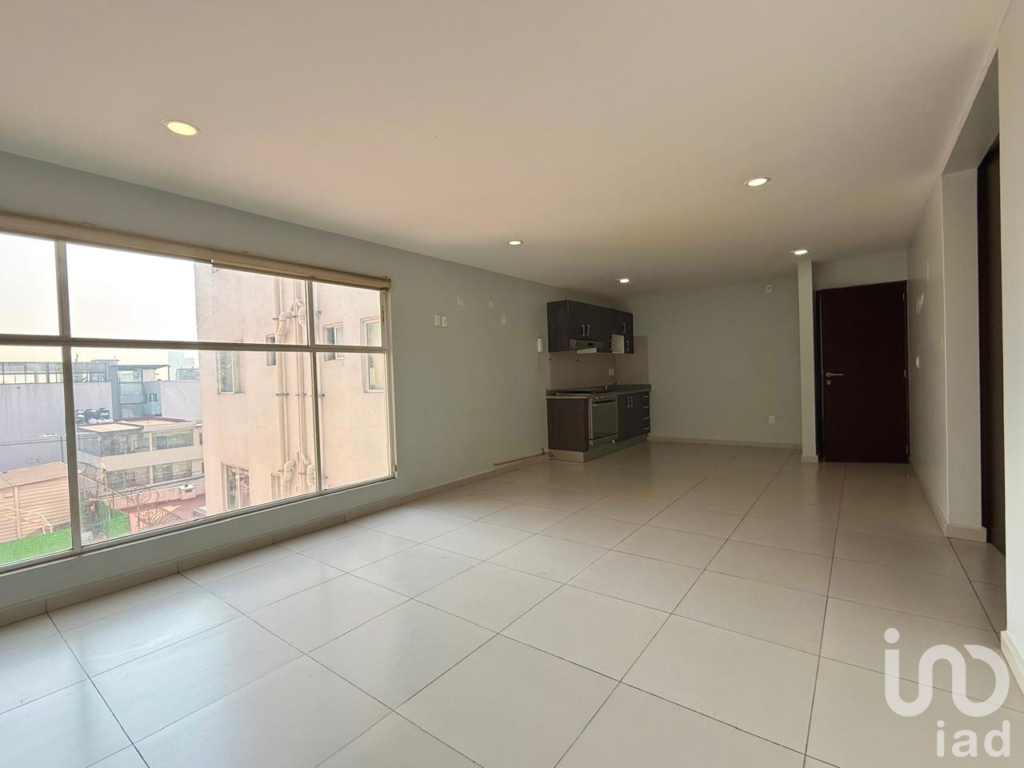 Conectividad y Amplitud: Departamento en Venta en Mixcoac con 2 Baños y Elevador