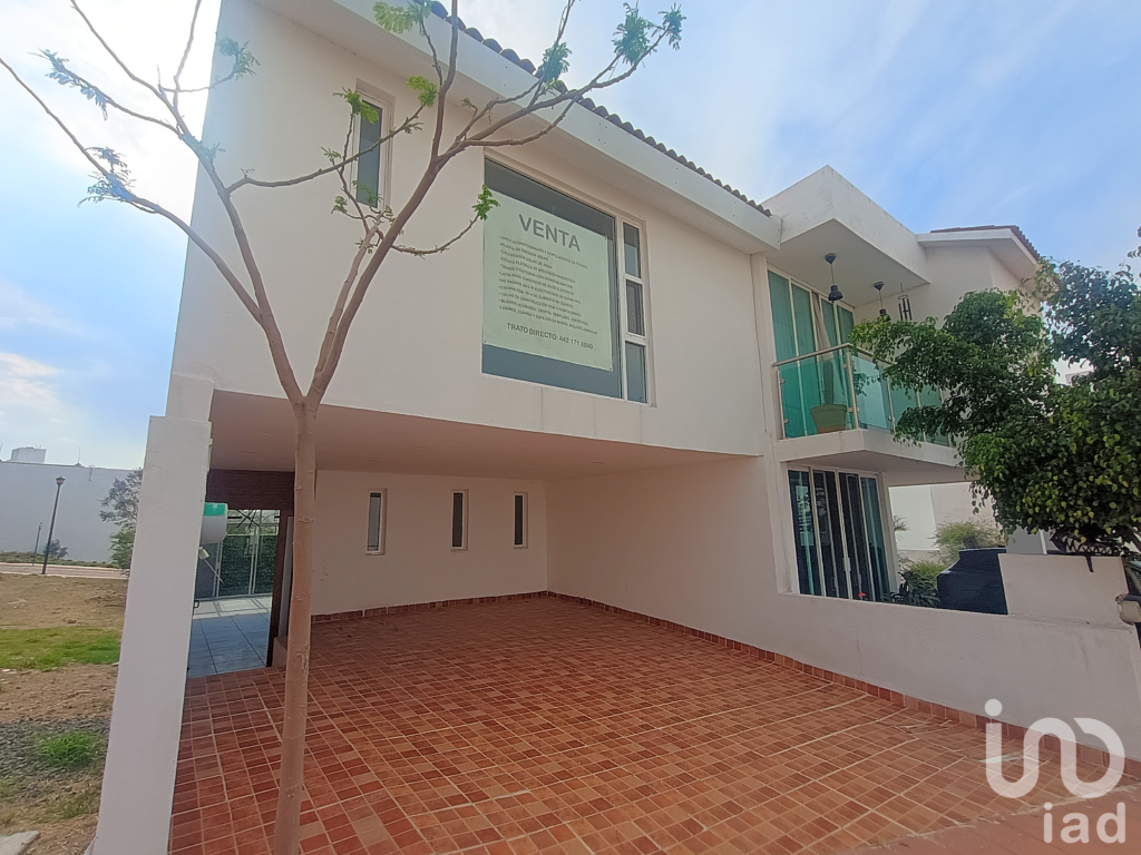 Casa en Av. Vial 7 2130, Praderas, Corregidora, CP 76904, Querétaro
