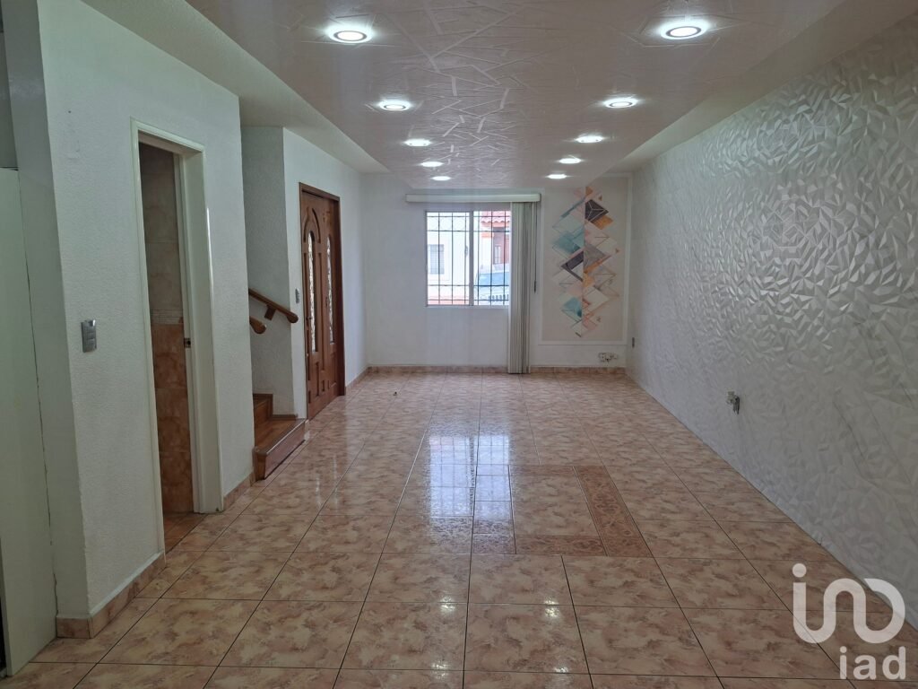 Se Vende casa en Villa del Real, Tecamac, estado de Mexico