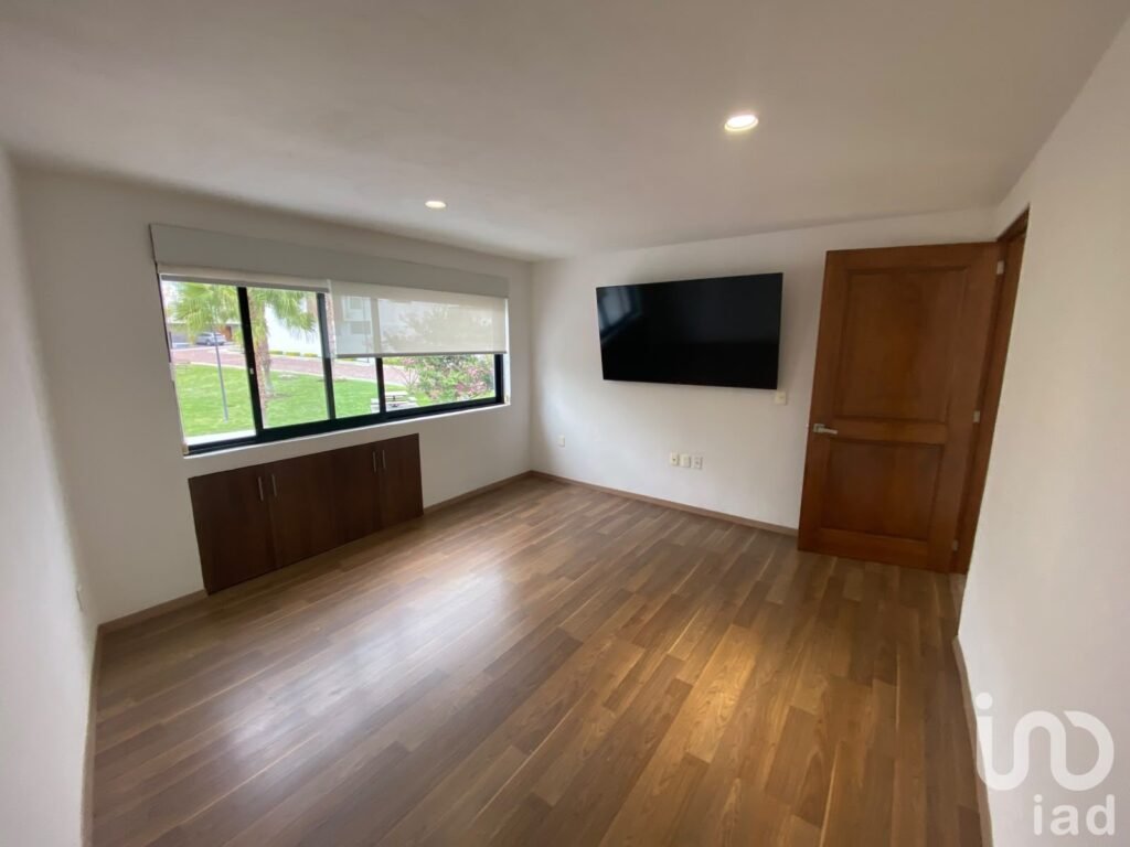 RESIDENCIA EN VENTA CUMBRES DE JURIQUILLA