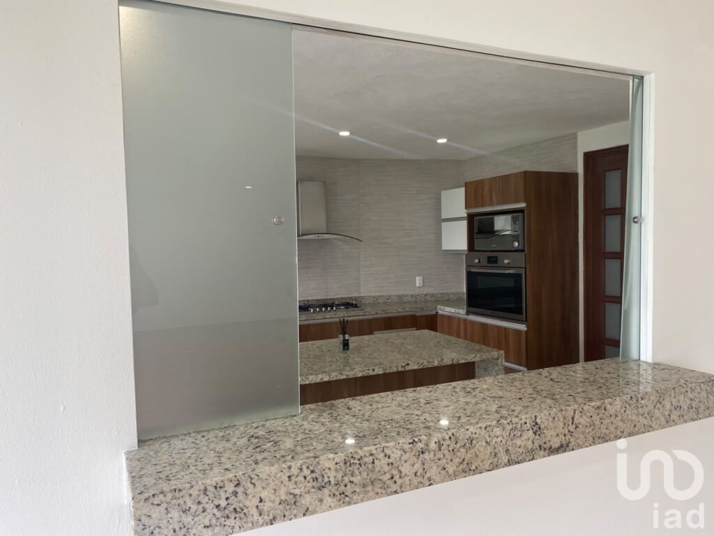RESIDENCIA EN VENTA CUMBRES DE JURIQUILLA